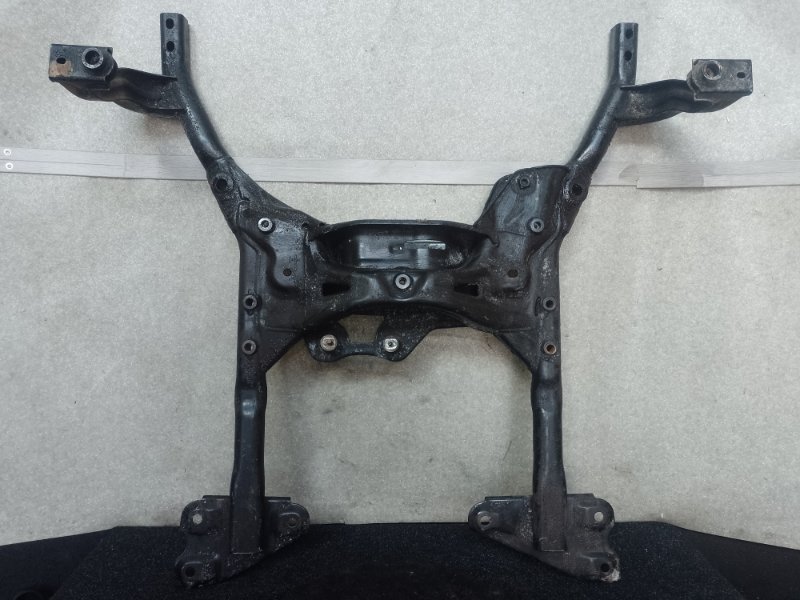 Балка передньої підвіски MINI COUNTRYMAN R60 10-16 31119807743