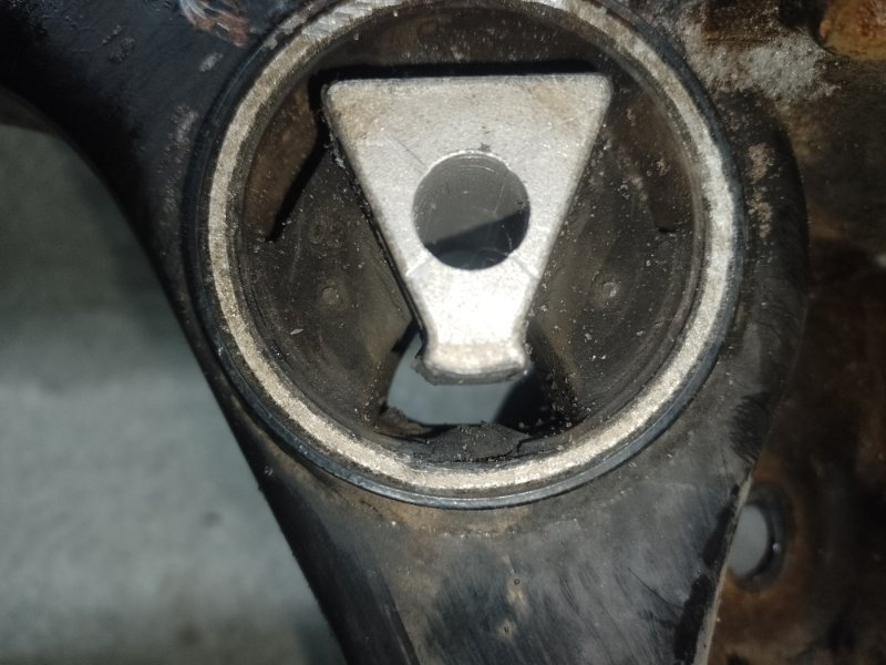Балка задньої підвіски MINI COUNTRYMAN R60 10-16 33319804723 — 3