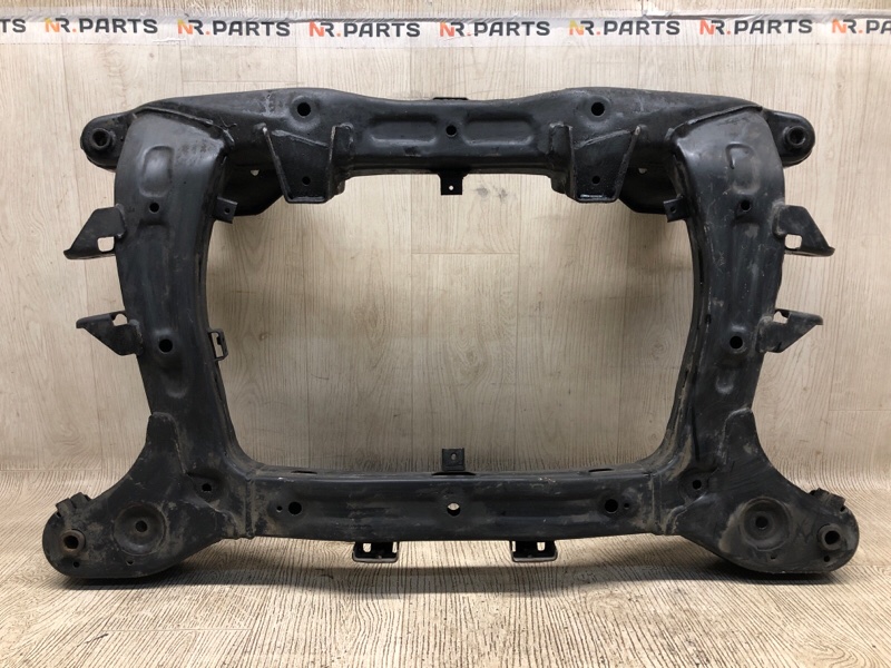 Балка передньої підвіски HYUNDAI H1 07-21 624104H155