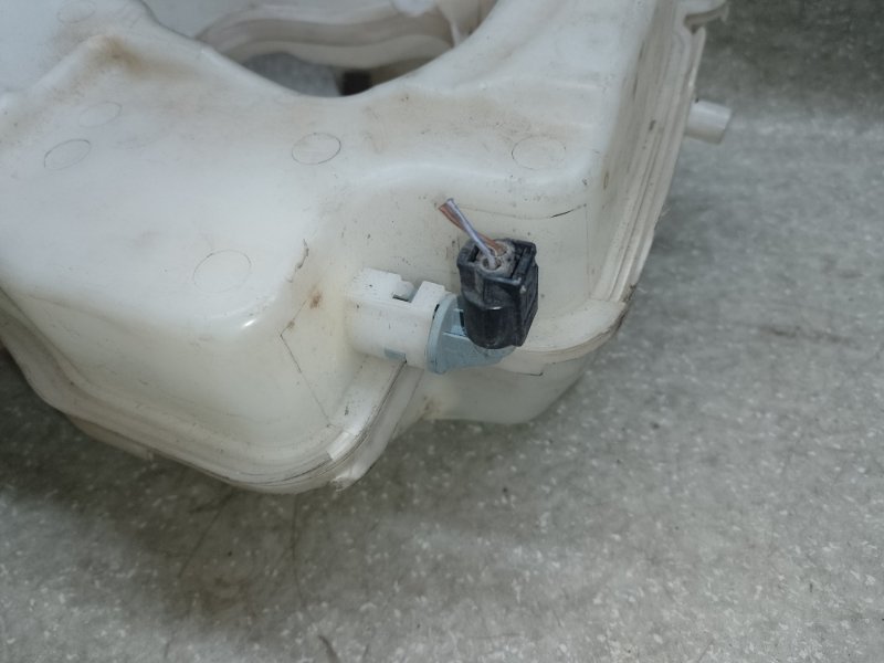 Бачок омивача MINI COUNTRYMAN R60 10-16 61669802203 — 4