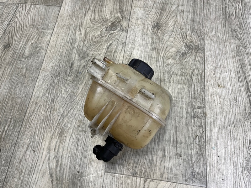 Бачок розширювальний MINI COUNTRYMAN R60 10-16 17 13 7 539 267