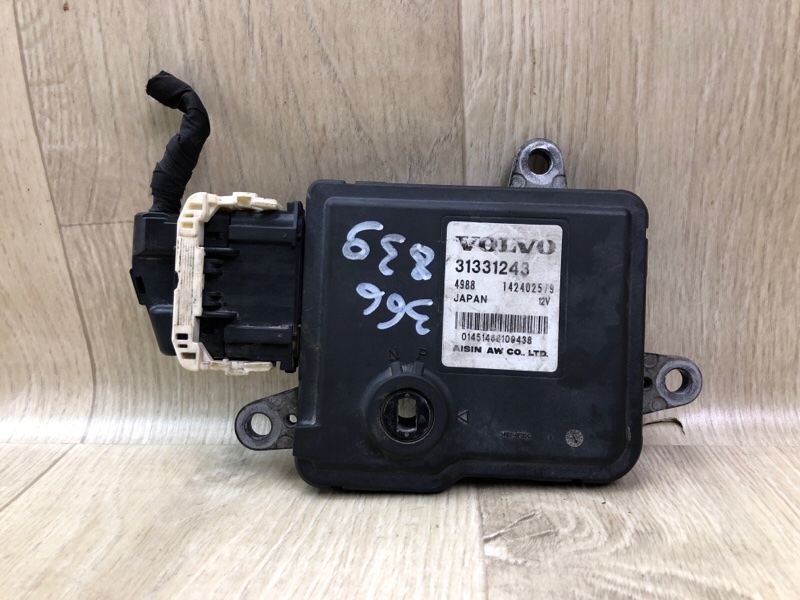 Блок керування АКПП VOLVO S60 13-18 31437048