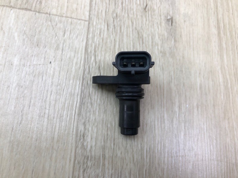 Датчик положення распредвала VOLVO S60 13-18 31272689 — 4