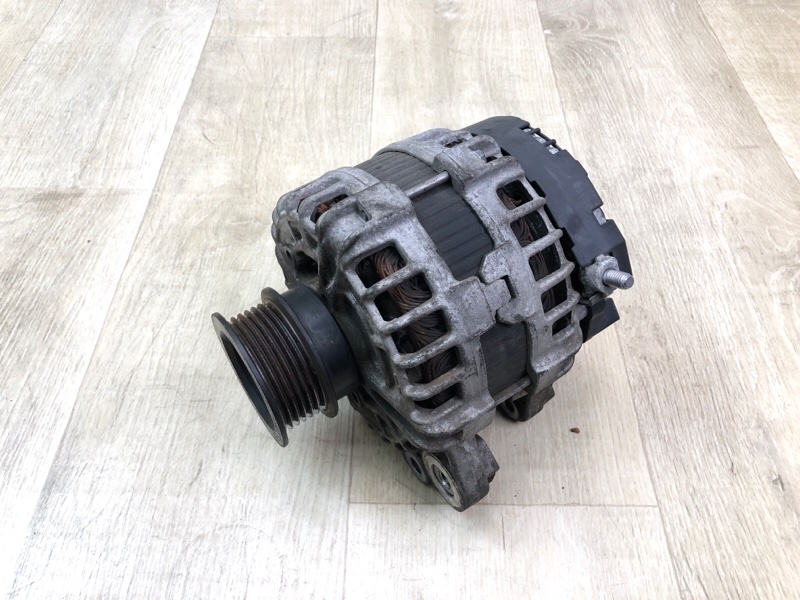 Генератор VOLVO S60 13-18 36002812