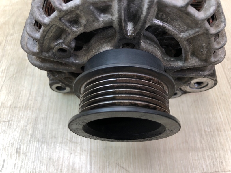 Генератор VOLVO S60 13-18 36002812 — 4