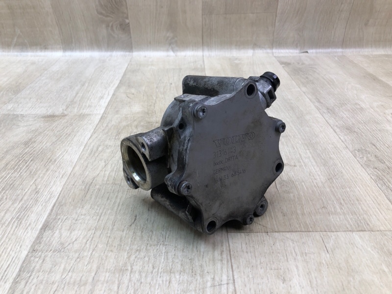 Вакуумний насос VOLVO S60 13-18 31316143