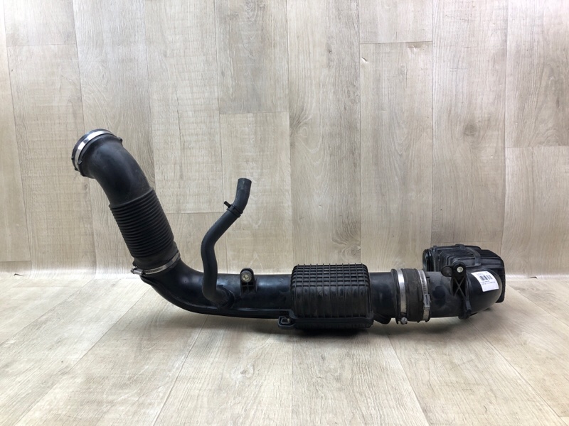 патрубок повітряного фільтра VOLVO S60 13-18 31338660 — 2