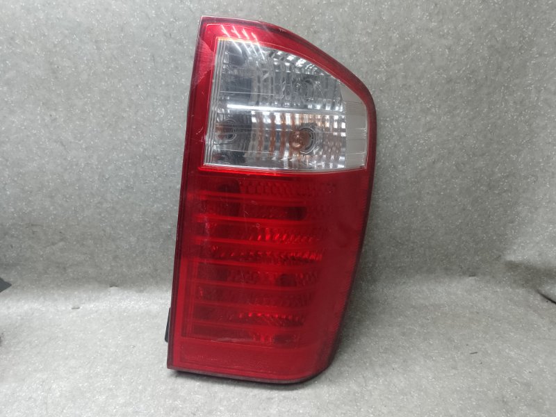 Ліхтар зовнішній правий KIA SEDONA 06-14 924024D020