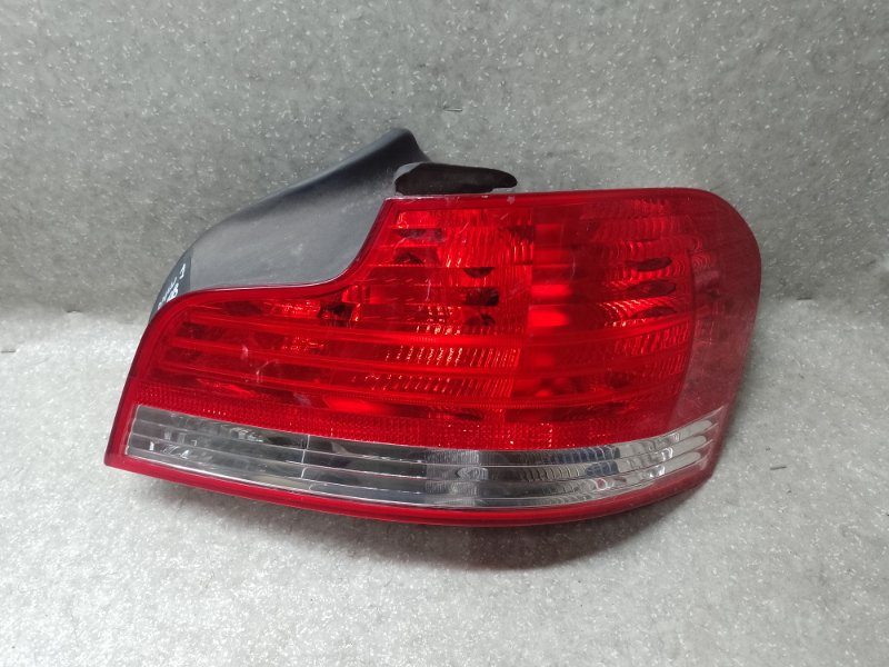 Ліхтар зовнішній правий BMW 1 SERIES (E81/E87) 04-14 63217285642