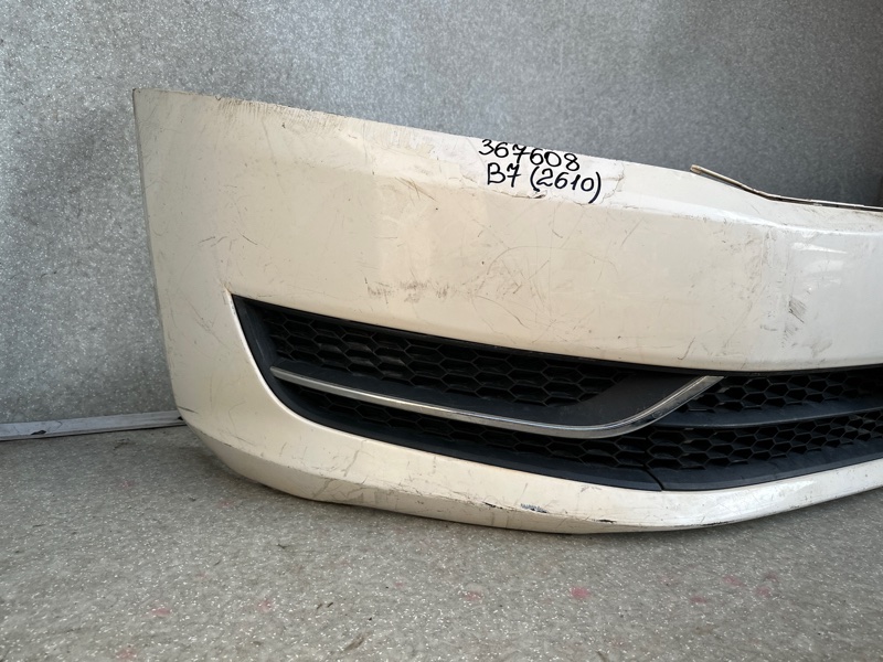 Бампер передній VOLKSWAGEN PASSAT B7 11-15 — 3