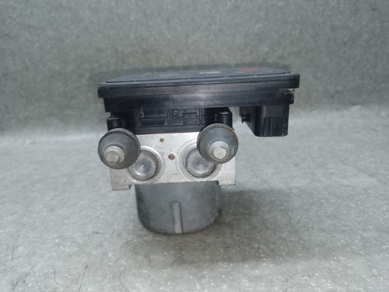 Блок антиблокувальної системи SUBARU OUTBACK BS 14-21 27596AL01A — 5