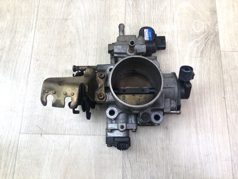 Дросельна заслінка HONDA ODYSSEY (RL1) 98-04 16410-P8F-319