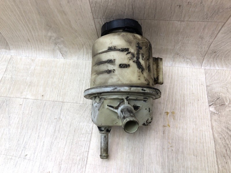 Бачок гідропідсилювача керма NISSAN QX56 / TITAN / ARMADA 04-16 491807S000 — 2