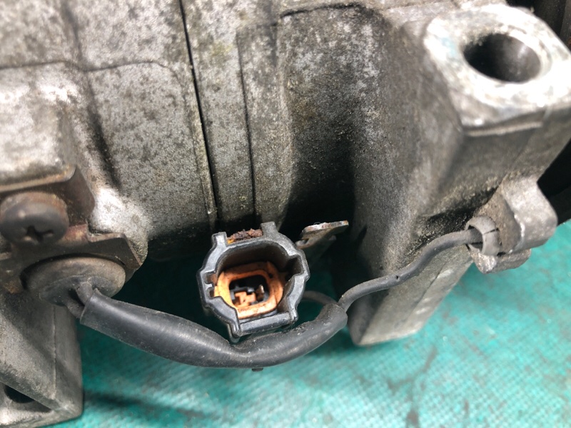 Компресор кондиціонера NISSAN XTERRA 00-05 92600-5S700 — 4