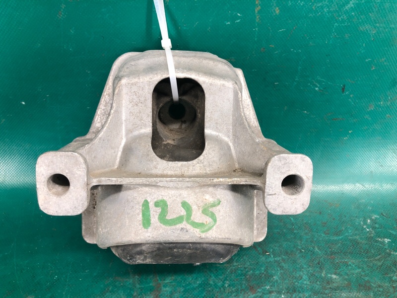 Подушка двигуна AUDI A4 08-15 8R0 199 381 AL — 3