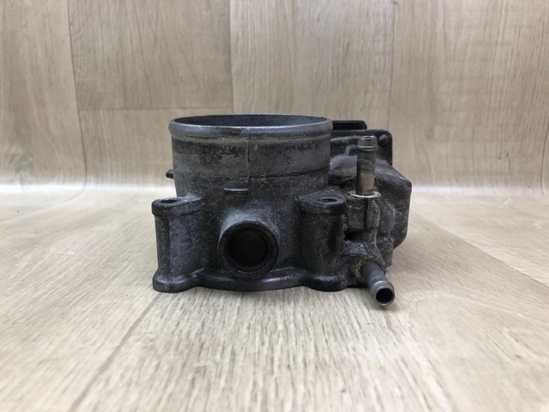 Дросельна заслінка TOYOTA 4RUNNER 02-09 22030-31010 — 3