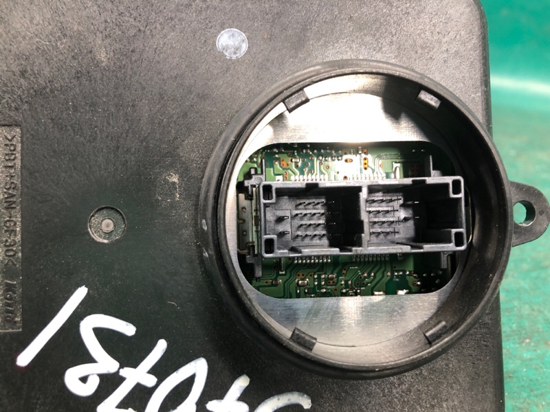 Блок розпалювання LED передній правий LEXUS RX 350/450 22- 89907-48110 — 4