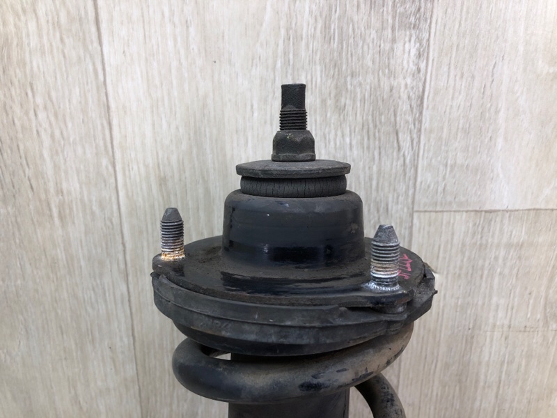 Амортизатор передній лівий TOYOTA 4RUNNER 02-09 48520-39885 — 2