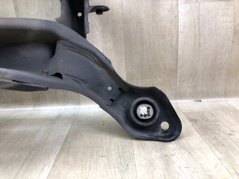 Балка задньої підвіски VOLVO S60 13-18 31329225 — 5