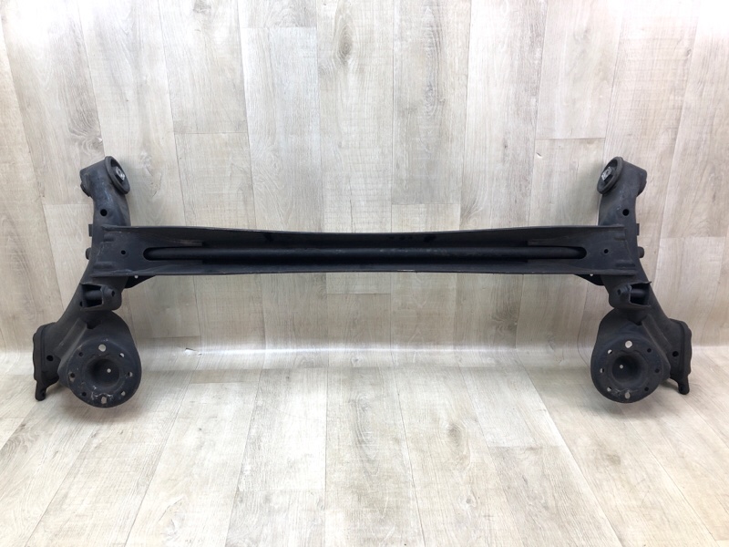 Балка задньої підвіски HYUNDAI ELANTRA GD 12-17 55100 A5500