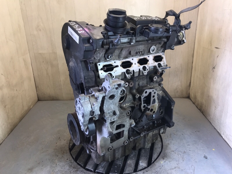 Двигун на запчастини (під ремонт) VOLKSWAGEN GOLF 06-12 BPY